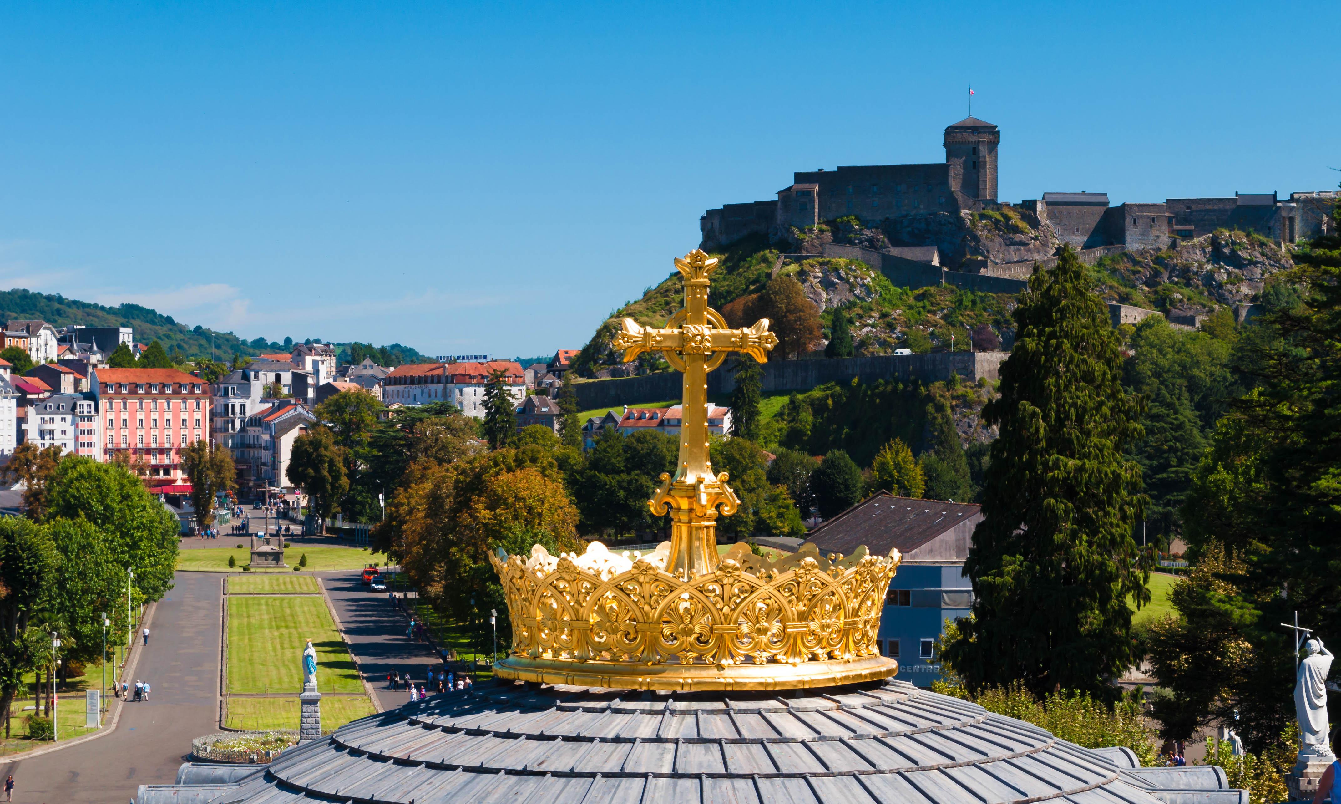 לורדה Belfry & Spa By Ligne St Barth מראה חיצוני תמונה The crown of the Prince of Orange