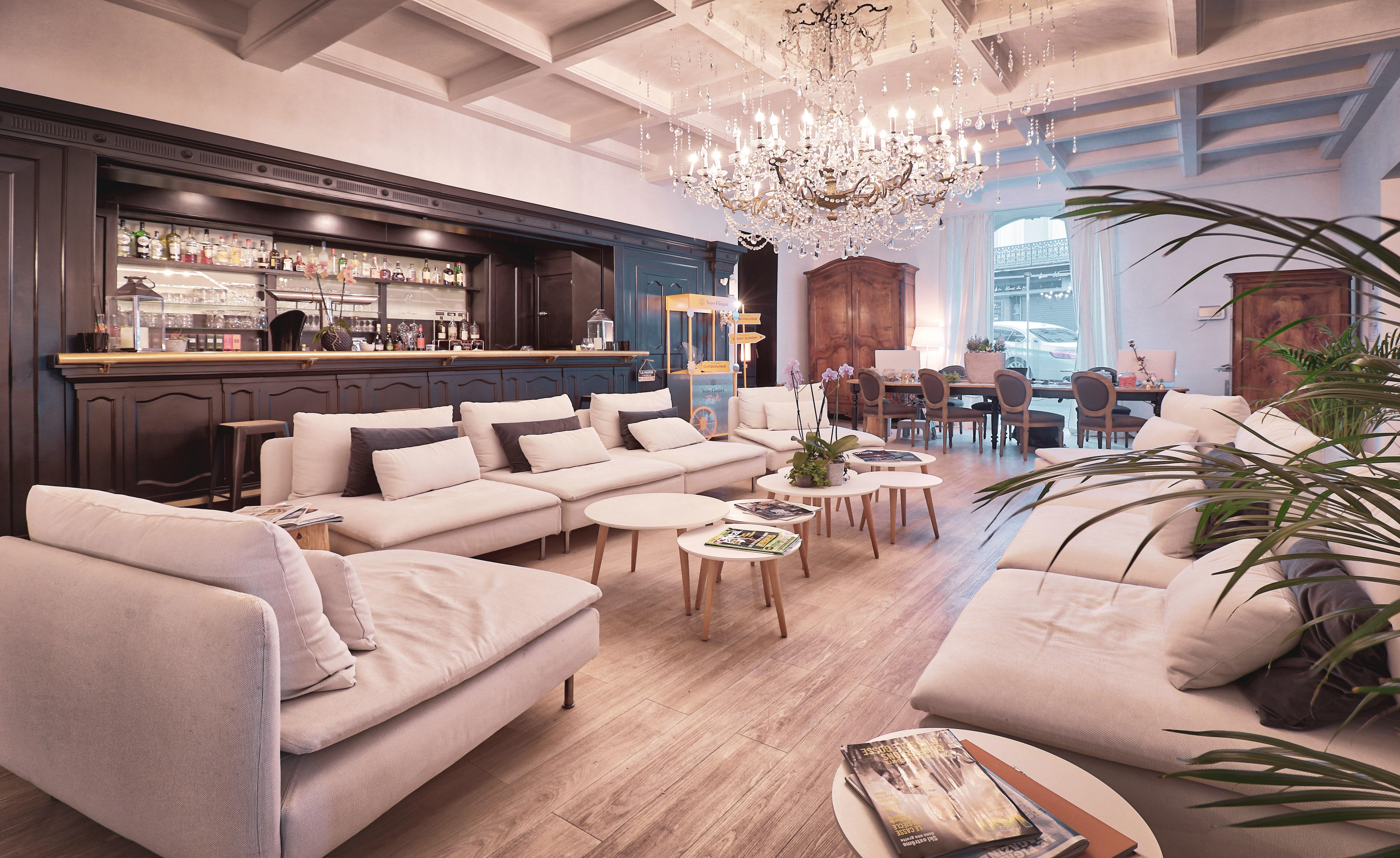 לורדה Belfry & Spa By Ligne St Barth מראה חיצוני תמונה The interior of the lounge